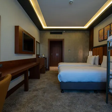 Tryp By Wyndham Maltepe 3*