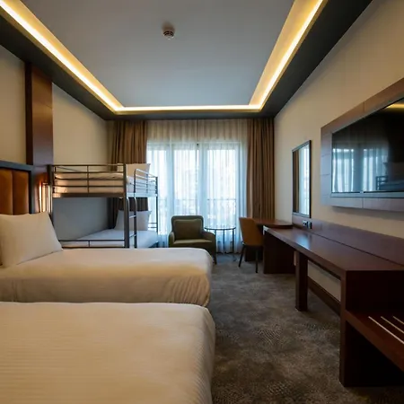 Tryp By Wyndham Maltepe 3*