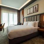 Hotel Tryp By Wyndham Maltepe 3*