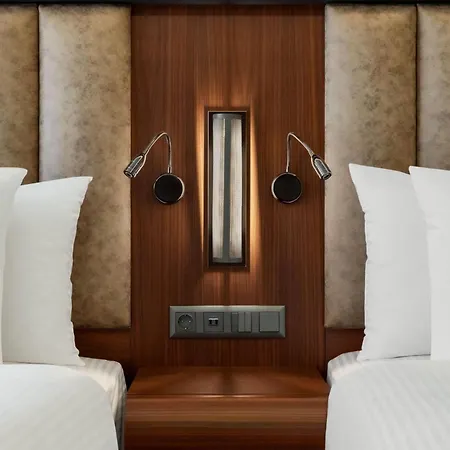 호텔 Tryp By Wyndham Maltepe 3*